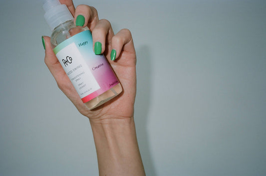 MOOD SWING Straightening Spray